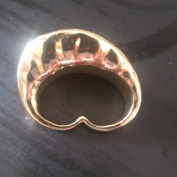 Ring - Picture 2 of 4